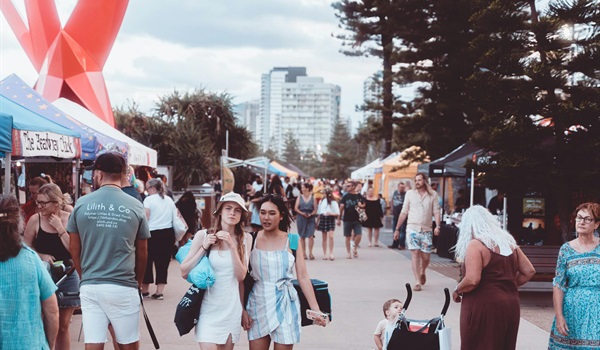 Surfers Paradise Christmas Twilight Market