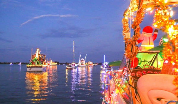 Mermaid Waters Christmas Park Party