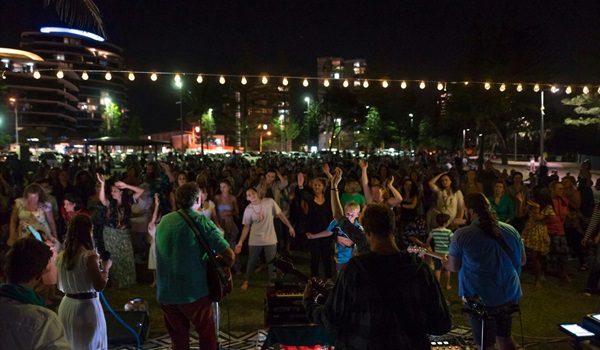 Christmas Kirtan Party by the Beach